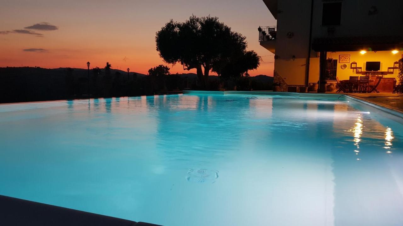 B&B A Robba De Pupi Agrigento Luaran gambar