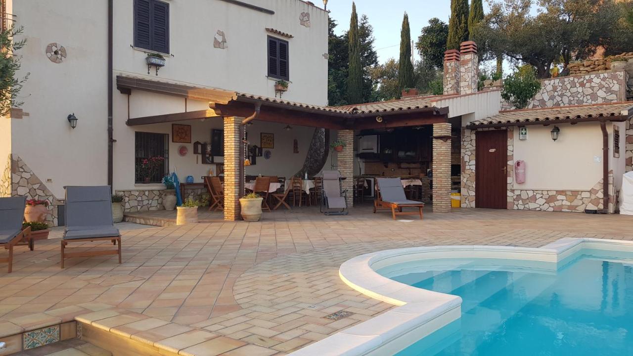 B&B A Robba De Pupi Agrigento Luaran gambar