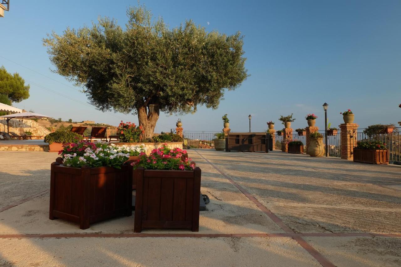B&B A Robba De Pupi Agrigento Luaran gambar