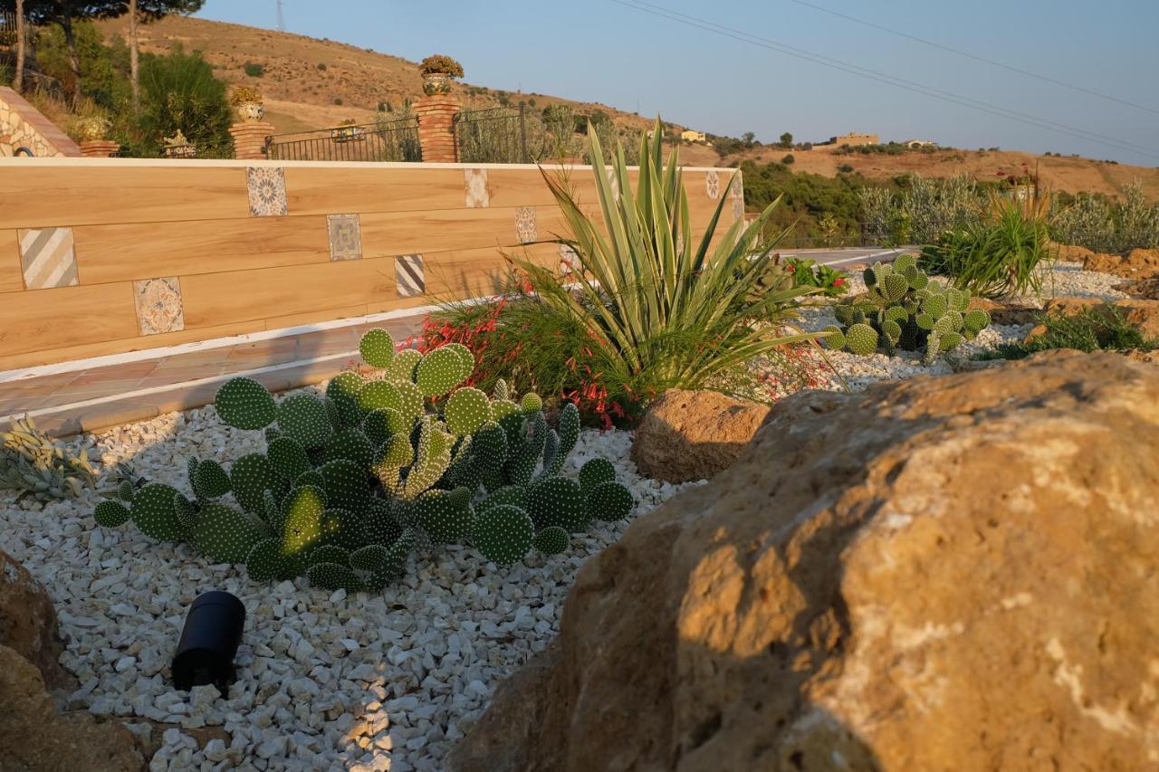 B&B A Robba De Pupi Agrigento Luaran gambar