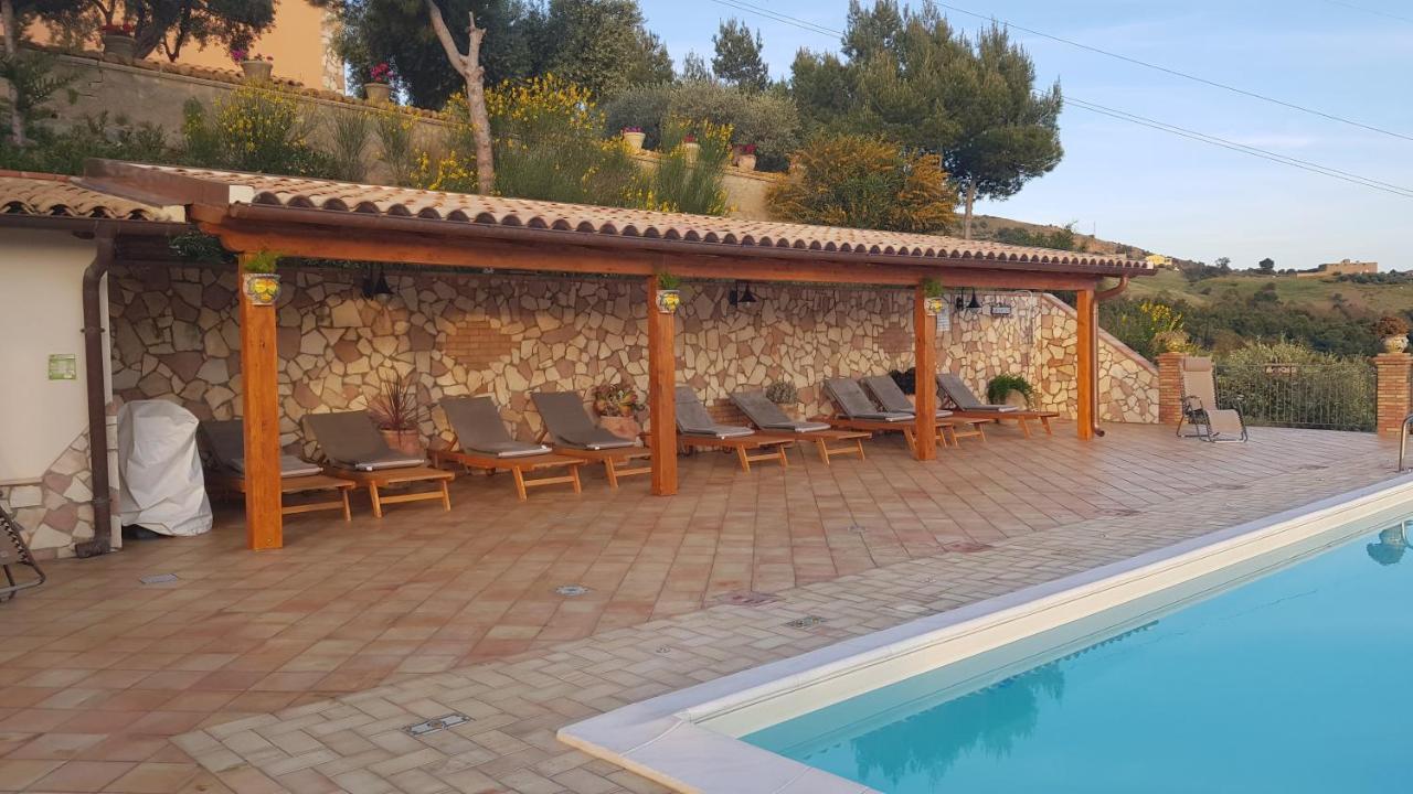 B&B A Robba De Pupi Agrigento Luaran gambar