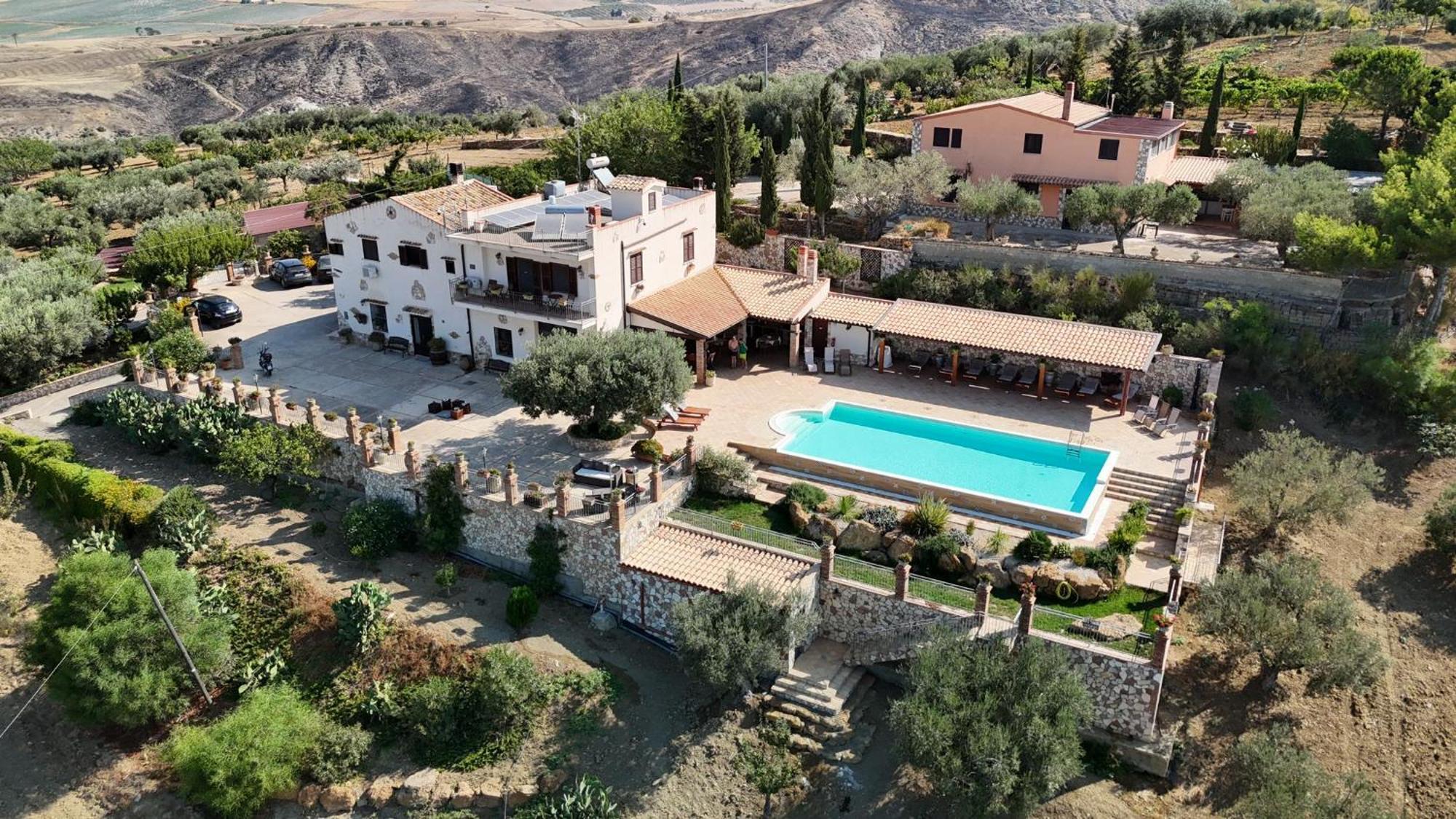 B&B A Robba De Pupi Agrigento Luaran gambar