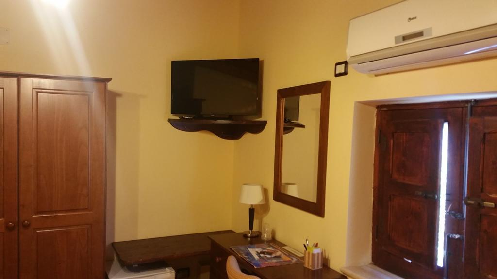 B&B A Robba De Pupi Agrigento Luaran gambar