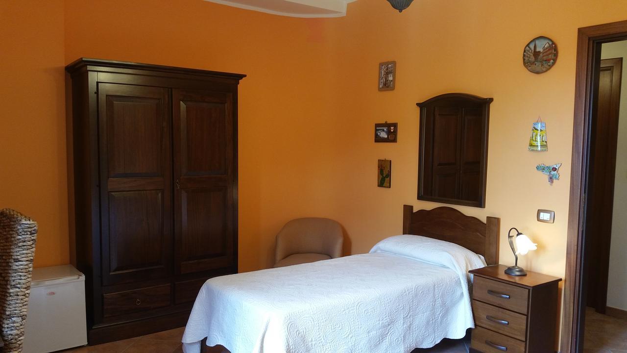 B&B A Robba De Pupi Agrigento Luaran gambar