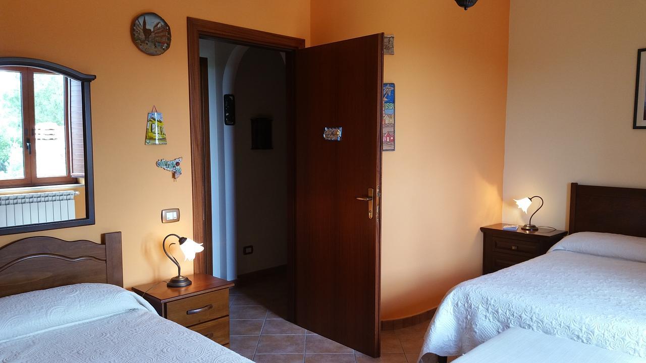B&B A Robba De Pupi Agrigento Luaran gambar